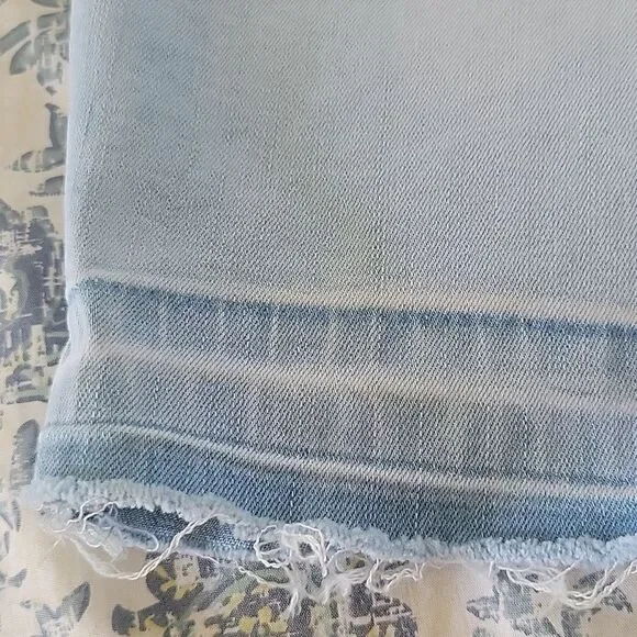 Kensie 12 washed Distressed Light Blue and faded jean shorts Longer Length - Picture 8 of 11